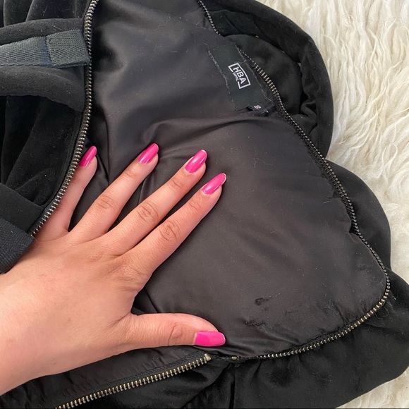 SOLD - Picture 3 of 4